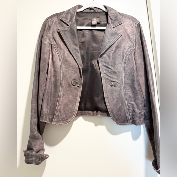 Ibisco Distressed Leather Embroidered Jacket | Cropped Blazer | Boho Chic - Picture 11 of 16